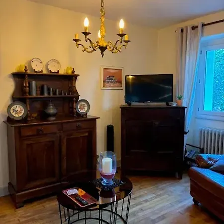 Feriehus Maison Confortable Pres De Avec Jardin Bozouls